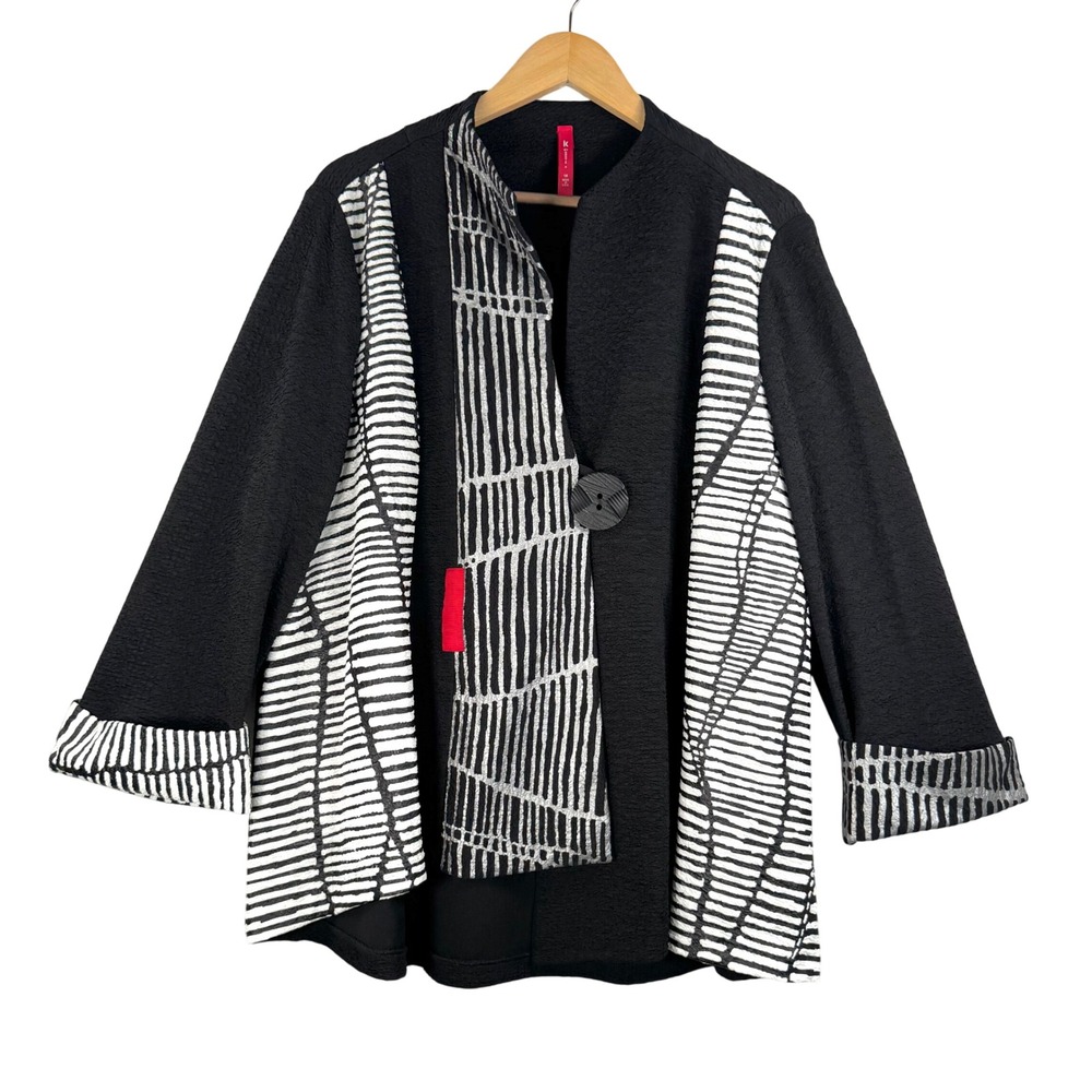 IC by Connie K 1X Black white artsy lagen look‎ asymmetrical Jacket 90s retro